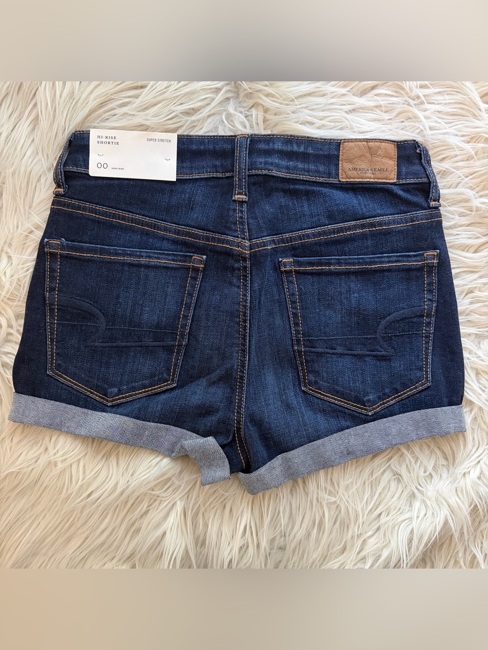 NWT American Eagle Super Hi-Rise Shortie Dark Denim Cuffed Mini Shorts Size 00